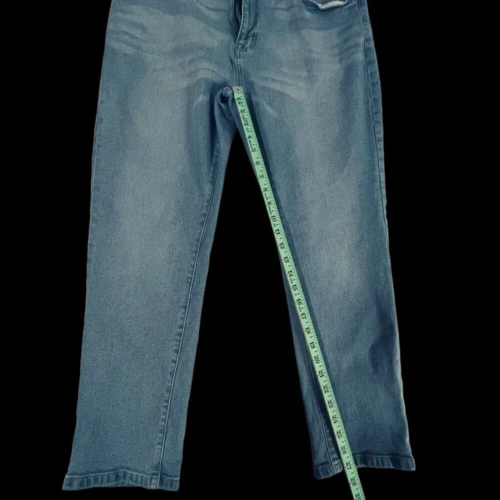 Tommy Hilfiger gently pre
